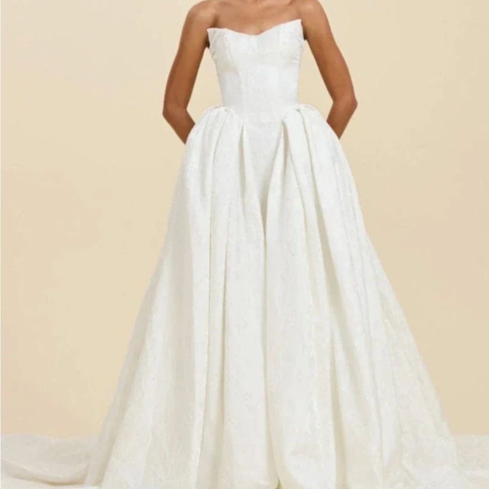 Elegant Strapless White Gown
